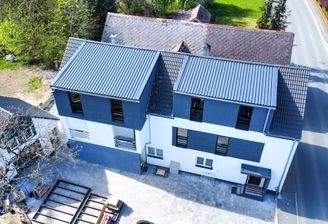 Luftaufnahme von dem schönen Anwesen