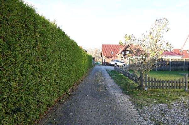 Zufahrt zum Grundstück