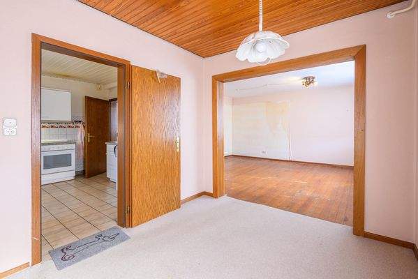 Esszimmer neben der Küche