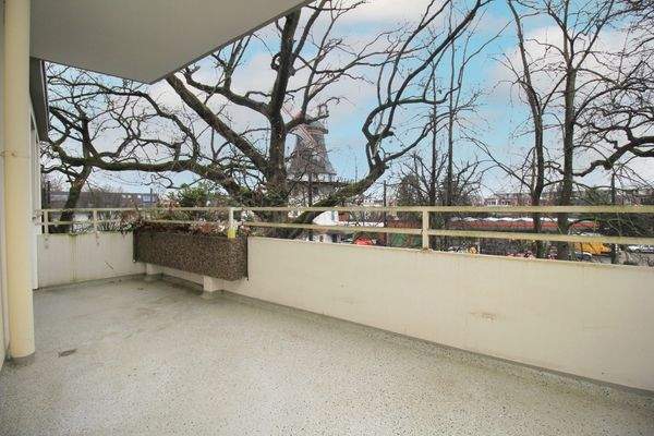 Balkon 2 Blick auf Mühle