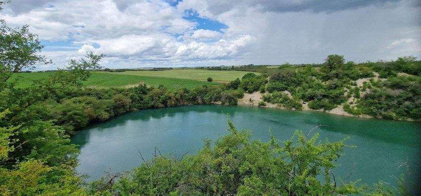 Steinbruch Das blaue Auge von Lieskau.jpg