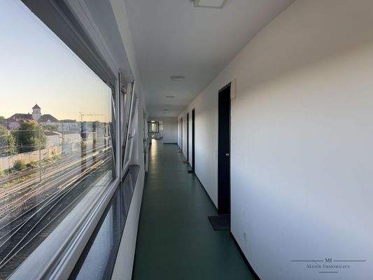 Langer Flur zu den Apartments