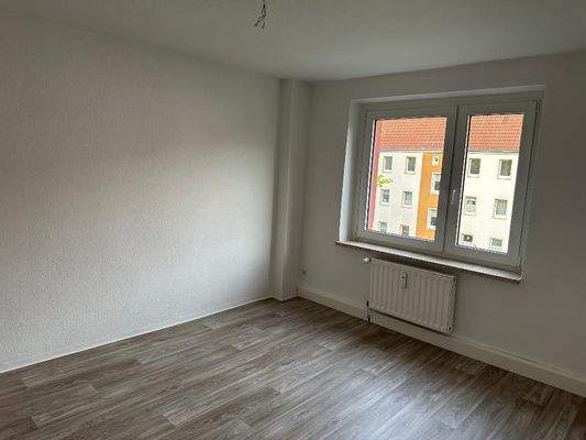 Kinder-/Arbeitszimmer 3