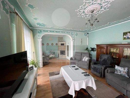 Wohn- und Kaminzimmer EG