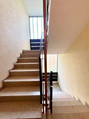 gepflegtes Treppenhaus