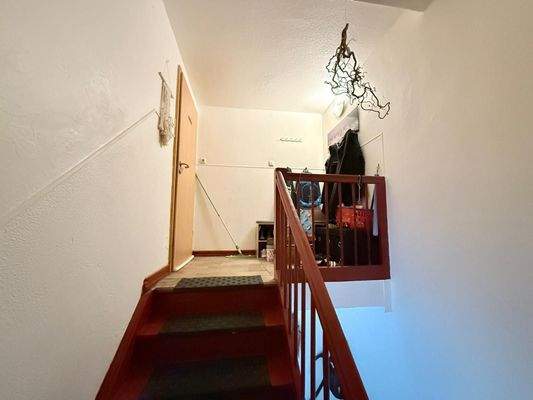 Treppe zum Dachgeschoss