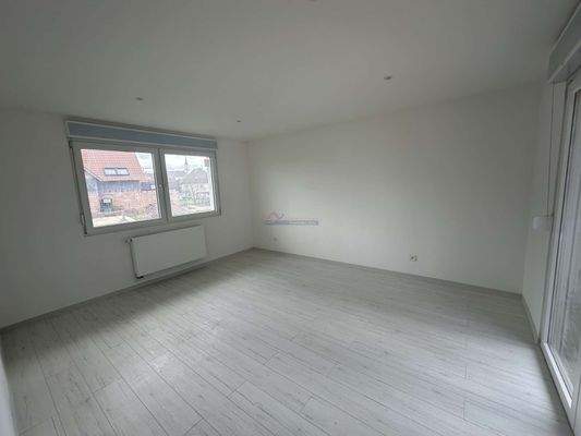 Schlafzimmer 1 mit Zugang Terrasse