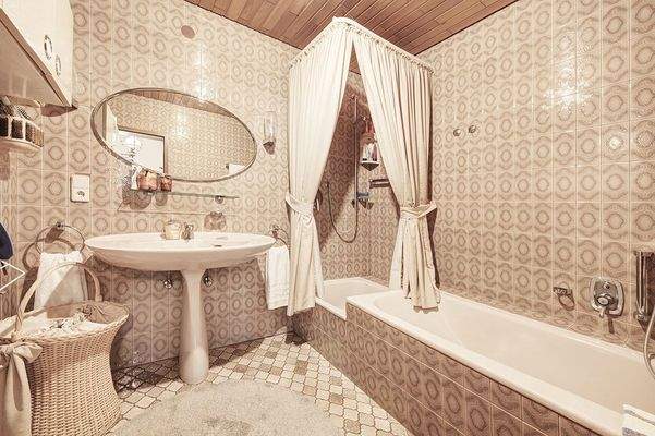 Badezimmer Wohnung Obergeschoss