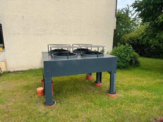 Wärmepumpe im Außenbereich