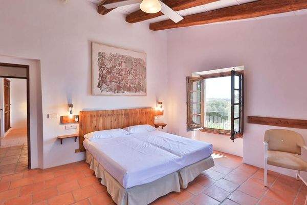 Finca mit absoluter Privatsphäre zur Miete in Porreres, Mallorca.