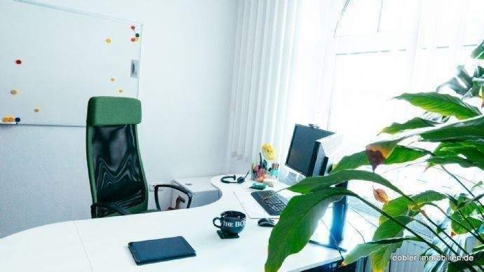 (Chef-)Büro Zimmer 2