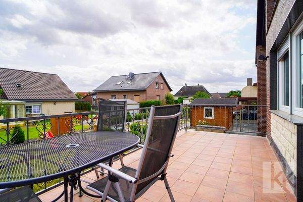 Terrasse vor dem Wohnzimmer