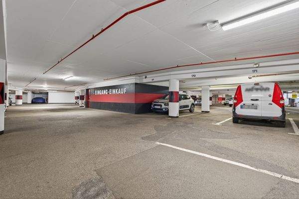 Tiefgaragenstellplätze