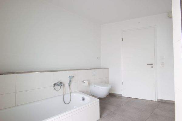 Badezimmer mit Wanne