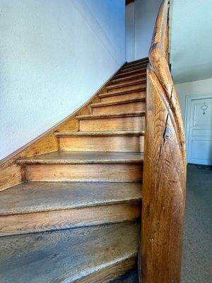 Historische Echtholztreppe