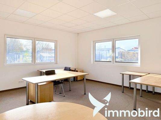 Bürotrakt - Büro 1