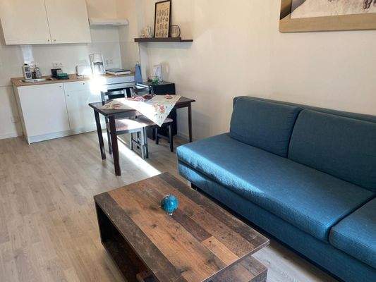 WhatsApp Image 2025-04-03 at 10.19.00(7).jpeg