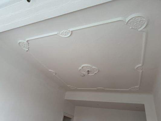025-024_Stuckdecke.jpg