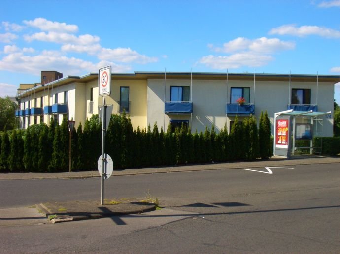 Kapitalanlage vermietetes 1 Zi.-Studenten-Apartment direkt gegenüber der Uni Trier im Erdgeschoß mit Terrasse