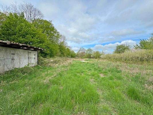 rückwärtiges Grundstück