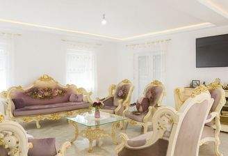 A46F8A56-DB6B-4A3A-B8BE-0F051D0ED086