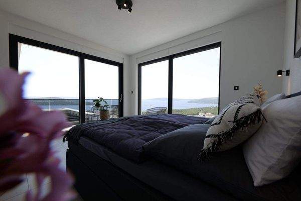 eines der vier Schlafzimmer