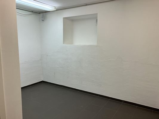 In der Mieteinheit im UG: Lagerfläche