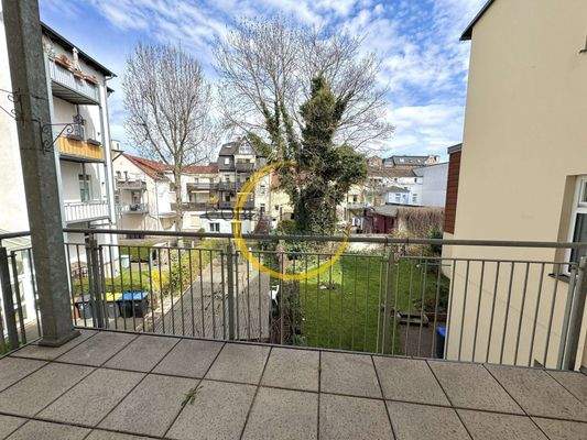 1. Schlafzimmer Balkon