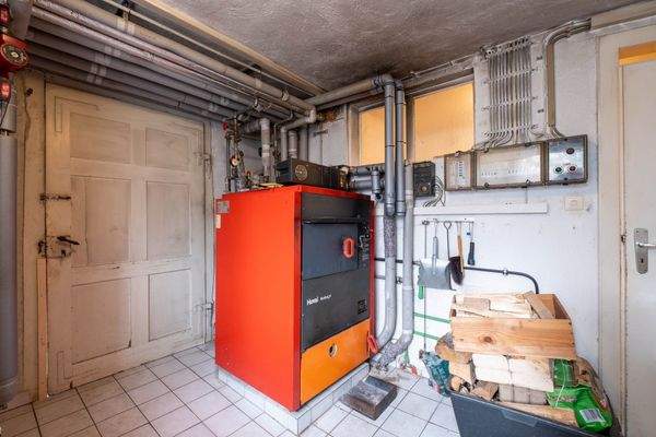 EG - Heizraum + Hinterausgang