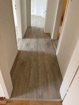 Flur_6ogli Diele.JPG