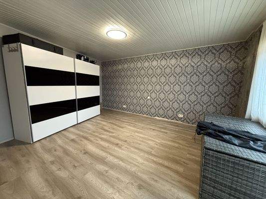 Elternschlafzimmer leer