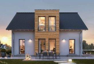 Terrassenansicht mit Holzerker