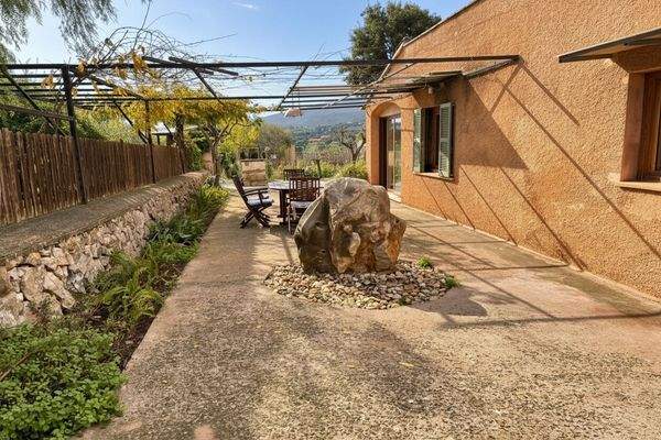 Terrassen rund ums Haus