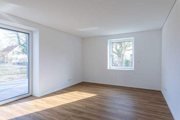 EG - Wohnzimmer mit Terrassentür