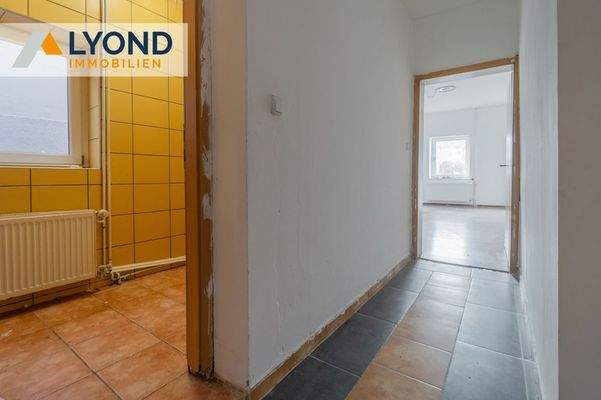 Flur / Zugang Badezimmer und Schlafzimmer 7