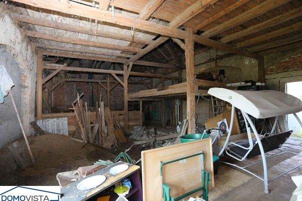 36. Blick in die Scheune