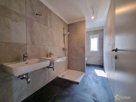 Bad OG schlüsselfertiges Nebenhaus