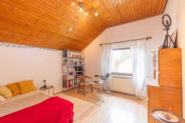 Büro DG.jpg