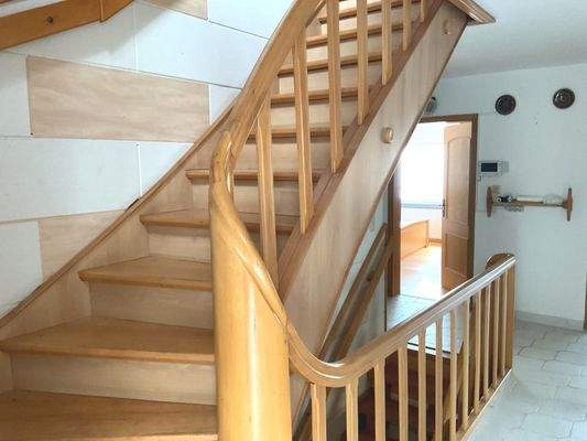 Treppe ins Dachgeschoss