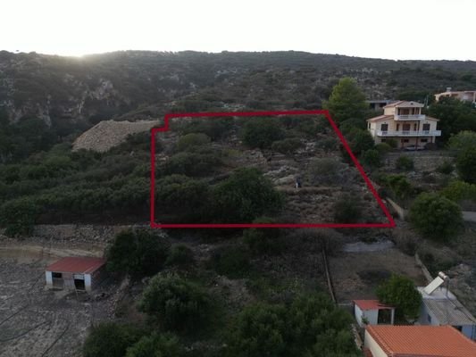 Kreta, Kamara: Baugrundstück mit Meerblick bei Kolymvari zu verkaufen