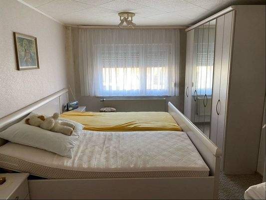 Zimmer 2 im Obergeschoß