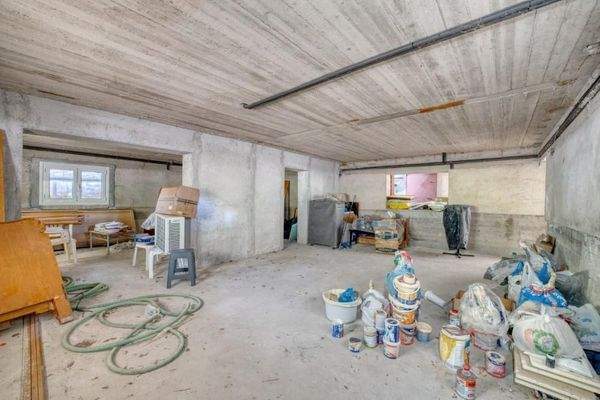 Kreta, Kalyves: Helle Villa zu verkaufen, nur wenige Schritte vom Meer entfernt