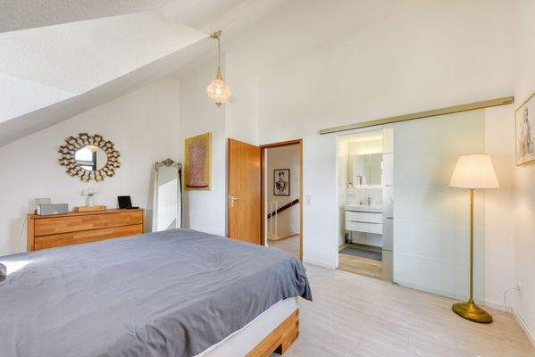 DG, Schlafen zum Bad