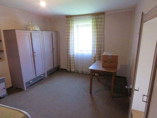 im weiteren Kinderzimmer  