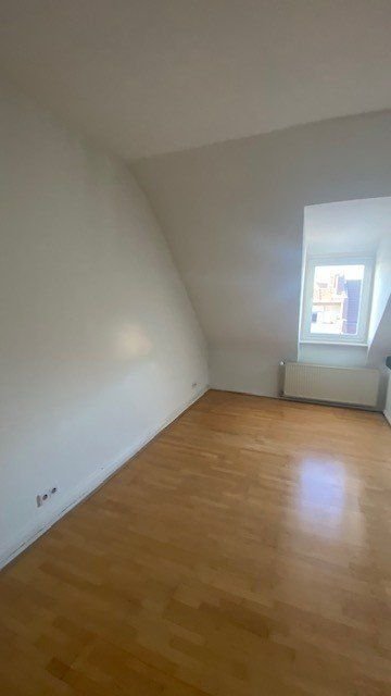 Objekt- und ... - Vermietung 4-, Mehr-Zimmer-Wohnungen