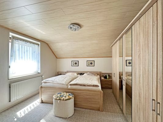 Schlafzimmer 1. OG