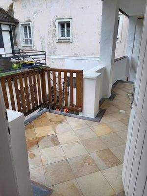 Balkon mit alleinigem Gang