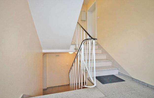 gepflegtes Treppenhaus