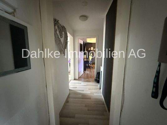 Flur, Bild 1, Wohnung DG