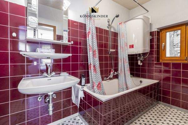 Haus 23 - Bad im 1. OG